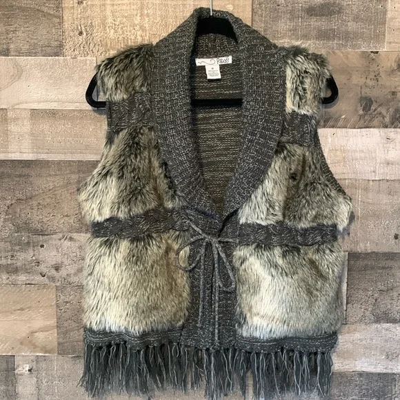 RXB Faux Fur Tie Front Boho Vest - Picture 7 of 16